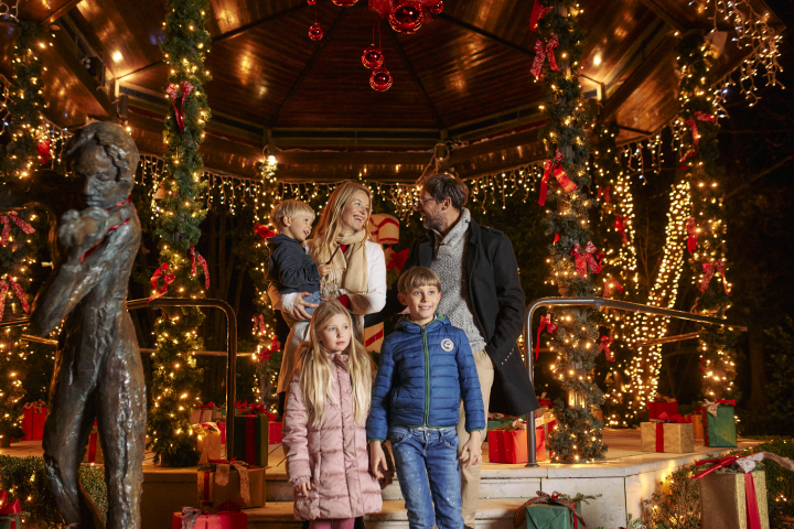 Festive Moments by the Sea